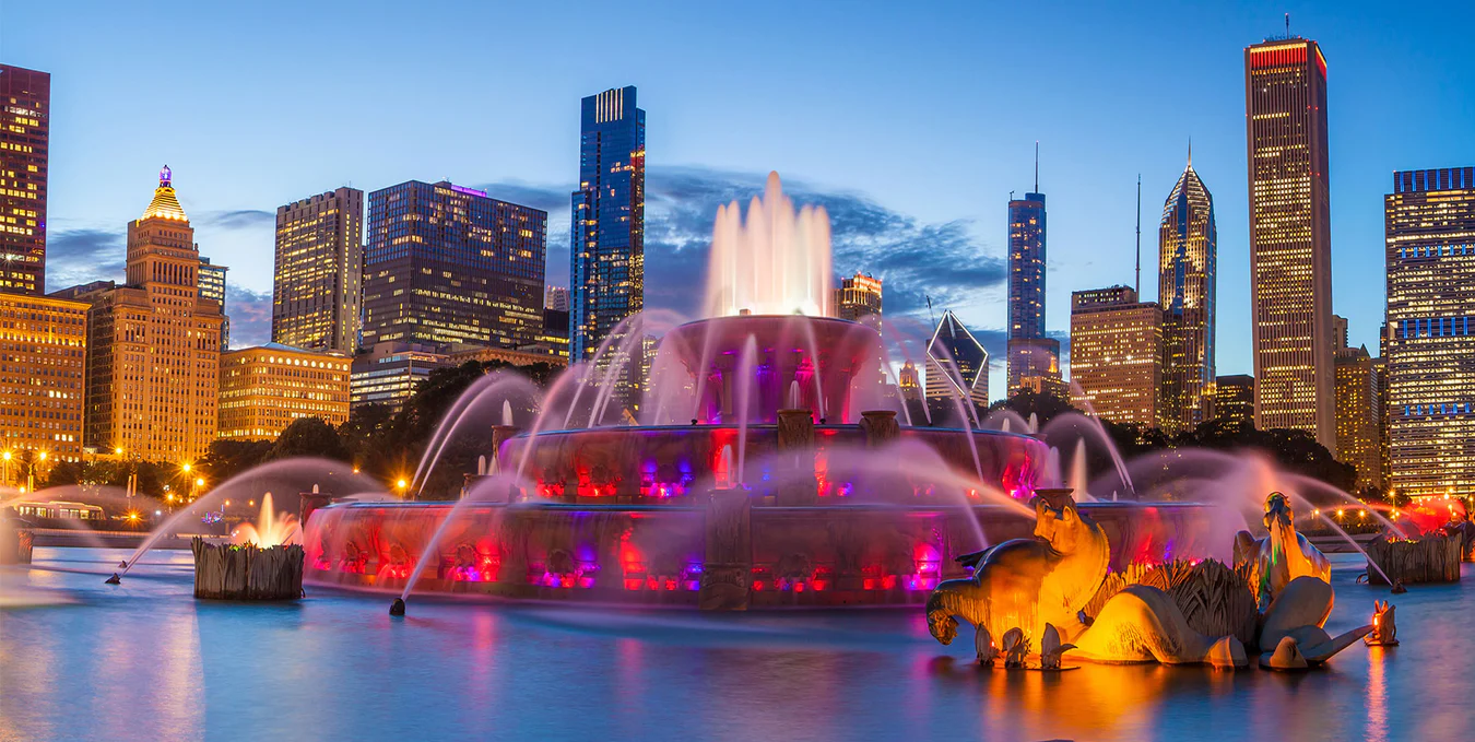 Chicago Skyline at Buckingham Fountain